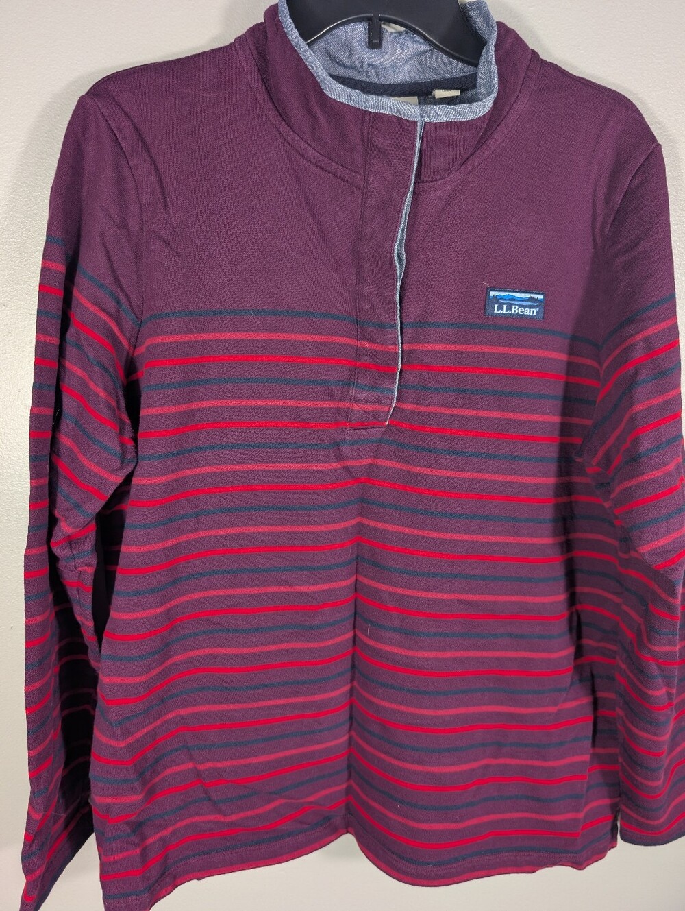 L.L.Bean Soft Cotton Rugby Shirt in a burgundy, red, Blue Stripes. XL